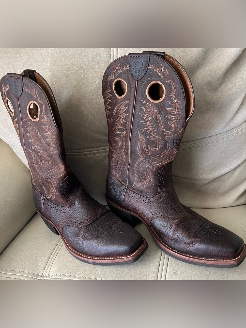 Ariat boots NEW